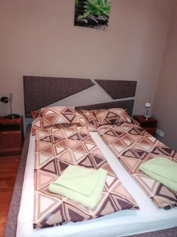 Betty-Major Apartman Hajdúszoboszló Екстериор снимка